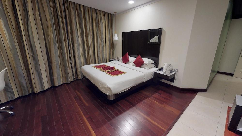 37Th Crescent Hotel Bengaluru Kültér fotó