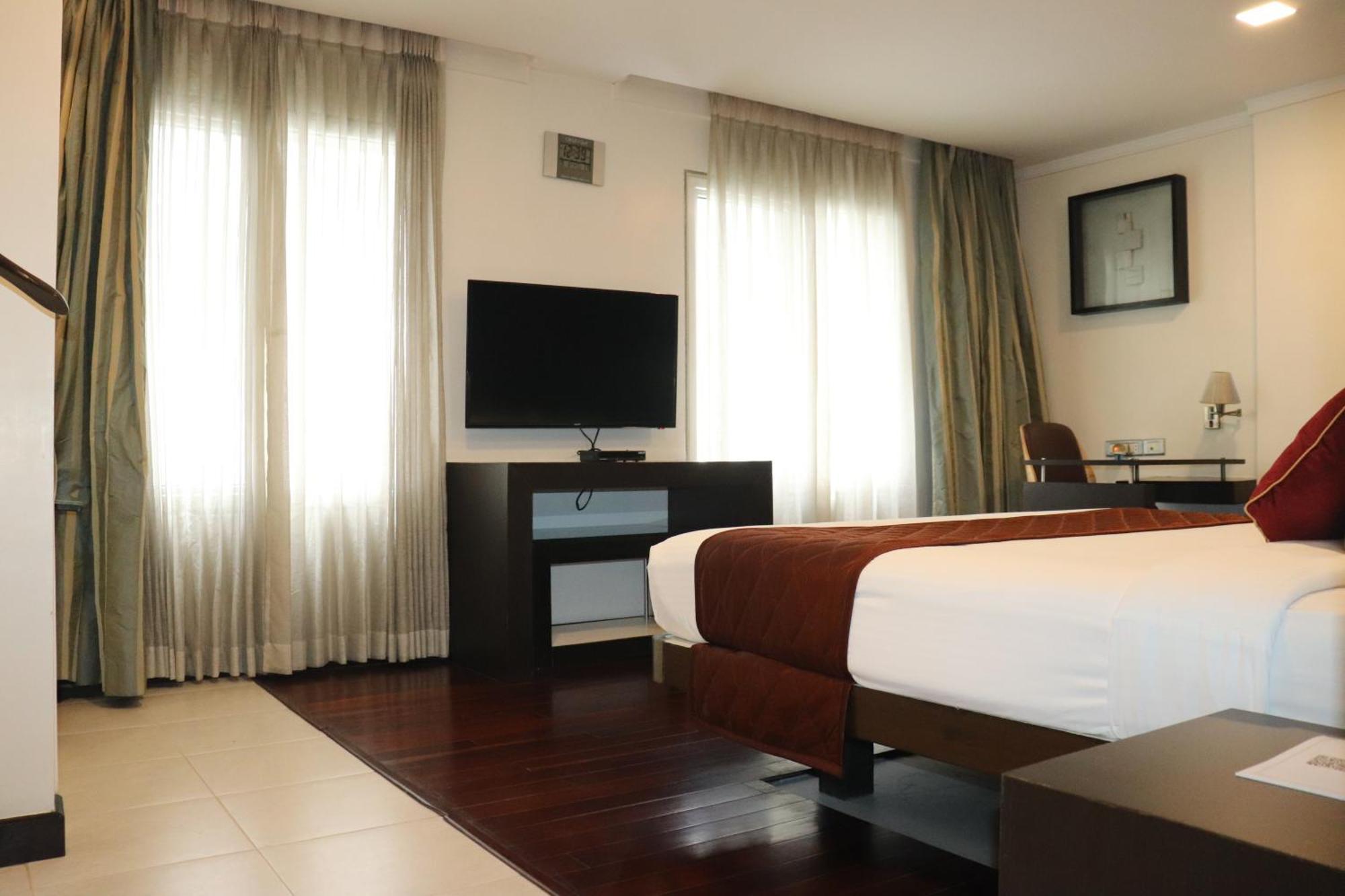 37Th Crescent Hotel Bengaluru Kültér fotó