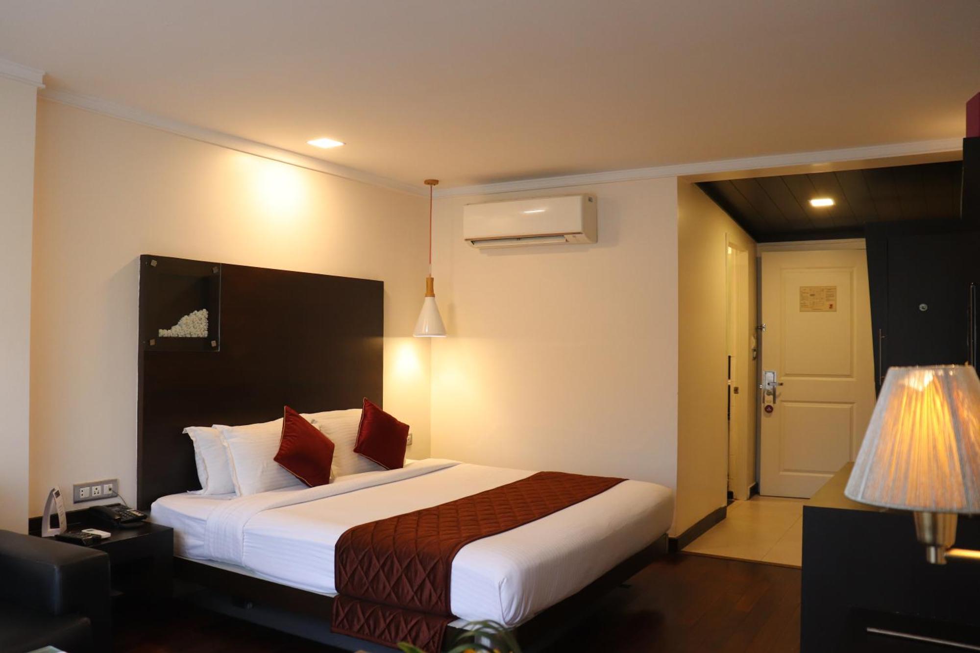 37Th Crescent Hotel Bengaluru Kültér fotó