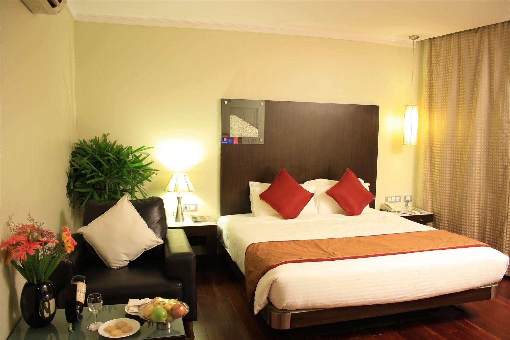 37Th Crescent Hotel Bengaluru Kültér fotó